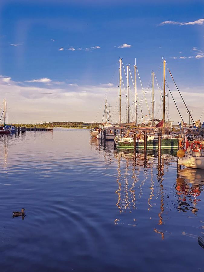 Ferienwohnungen Haus Seebad Ueckermuende 外观 照片